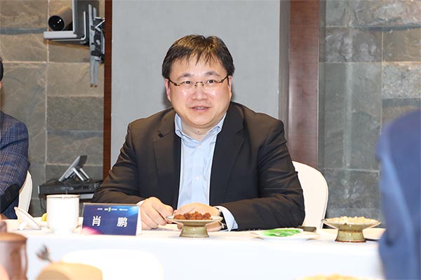 肖鹏.jpg